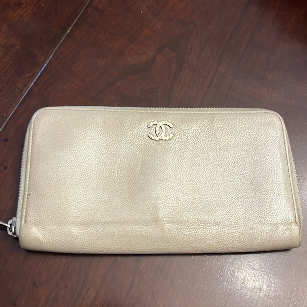 Authentic Chanel wallet vintage